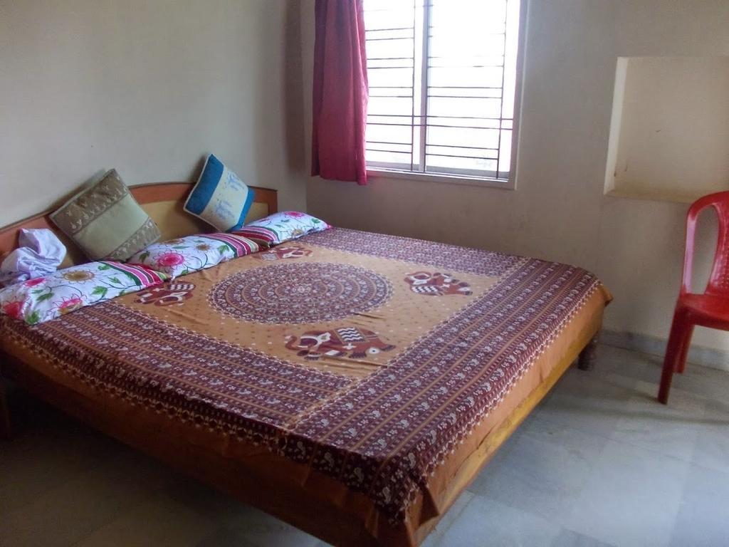 Rishaan Guest House Puri Ruang foto