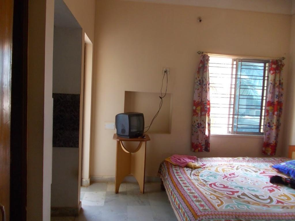 Rishaan Guest House Puri Bagian luar foto