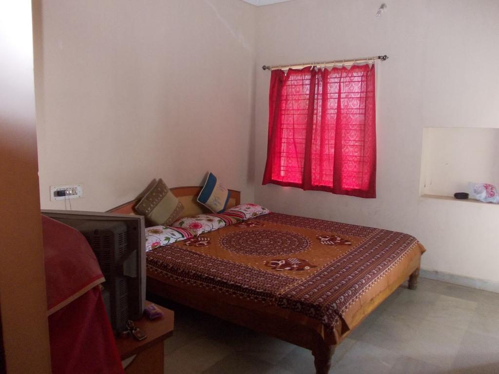 Rishaan Guest House Puri Bagian luar foto